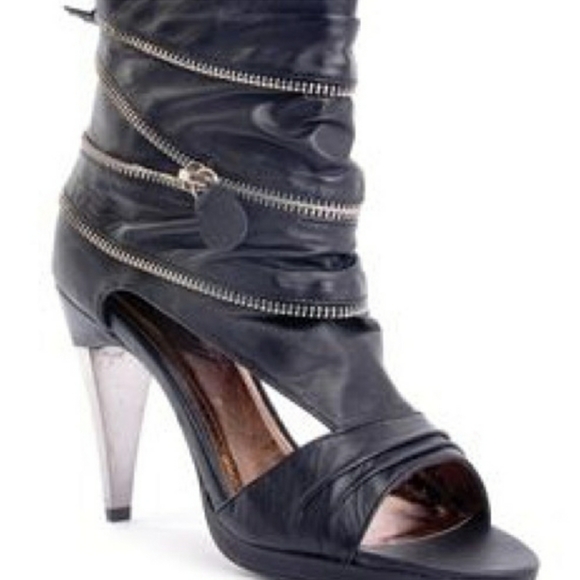 Envy Lucille Brown Leather Zipper Booties - Picture 1 of 6